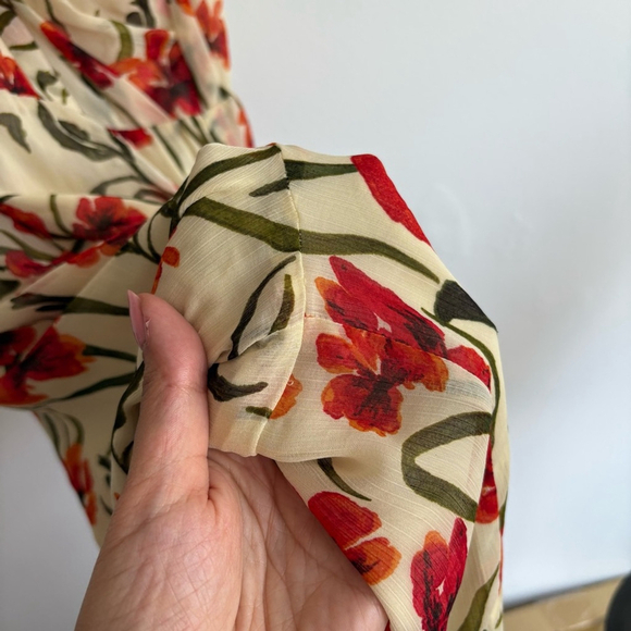 Aritzia LittleMoon Floral Jumpsuit Sleeveless Cross Front Open Back Wide-Leg Sz2 - Picture 11 of 14